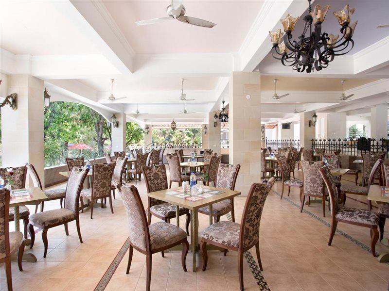 Villa San Lawrenz Lonavala Buitenkant foto