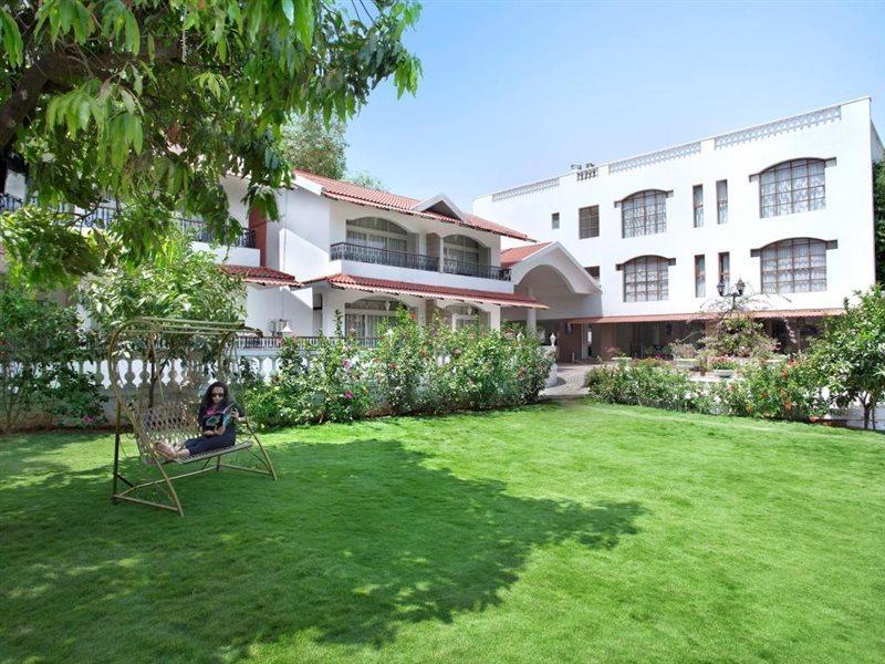 Villa San Lawrenz Lonavala Buitenkant foto
