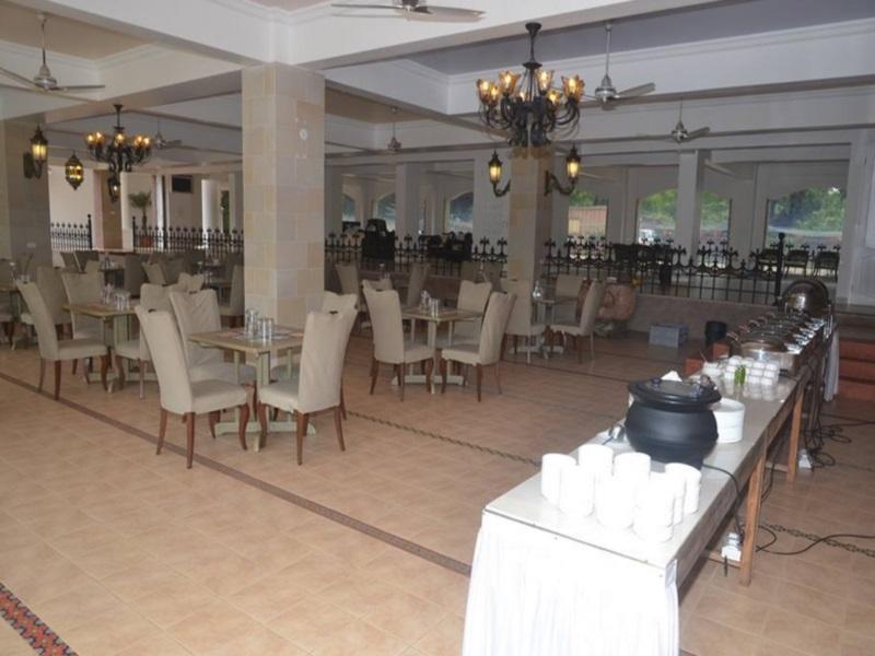 Villa San Lawrenz Lonavala Buitenkant foto